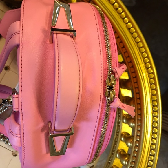 💥SOLD💥VERSACE Calfskin Palazzo Medusa Backpack - Picture 4 of 7